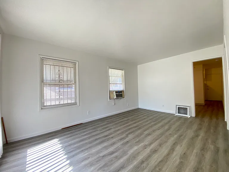 529 E Pine St — Photo 3