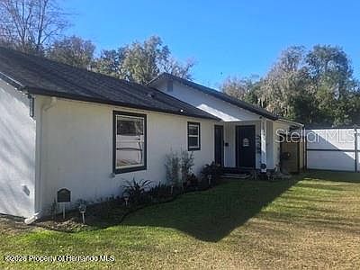 2nd image of 13091 Old Crystal River Rd