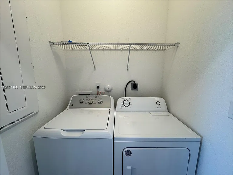 2609 SE 11th St #2609 — Photo 12