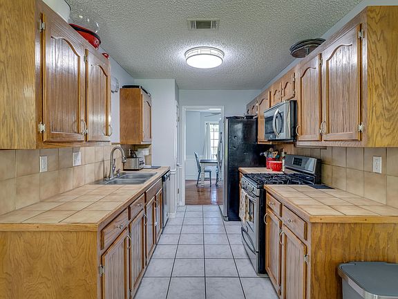 5th image of 112 Briarcliff Dr