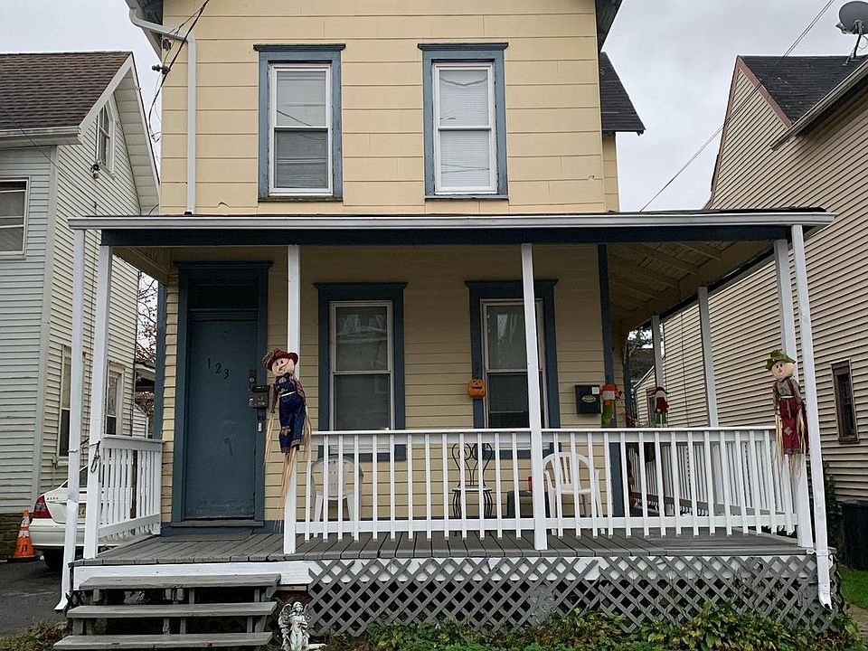 2nd image of 123 Lafayette Ave