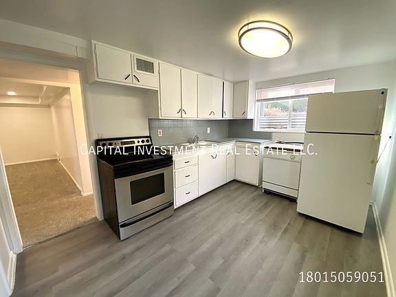 3rd image of 421 N Oakley St APT B