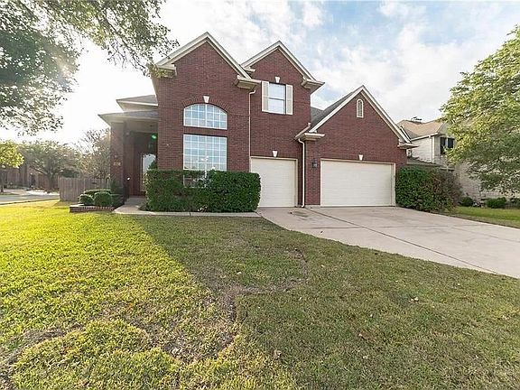 3rd image of 15216 Calaveras Dr