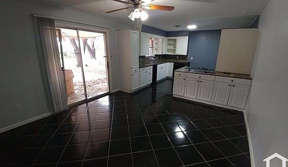 4th image of 2126 Wilesta Dr
