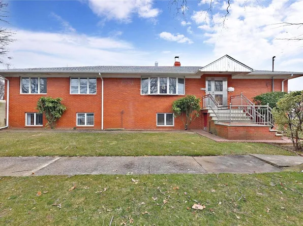 36-47 218th Street, Bayside, NY 11361