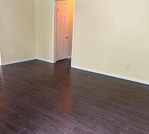 3rd image of 3502 Campbell St APT 5