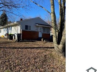 1201 Cloverlawn Dr, Pontiac, MI 48340