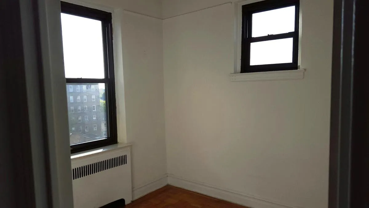 2 bed, 1100 sqft, $1,975 — Photo 4