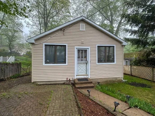 19 Bucknell Trl, Hopatcong Boro, NJ 07843