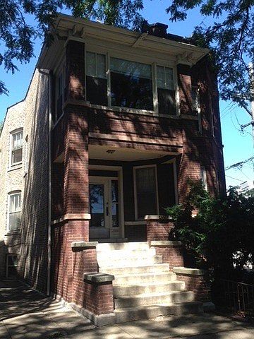 1st image of 4536 N Sawyer Ave #2
