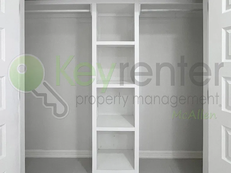 415 N 17th St — Photo 8