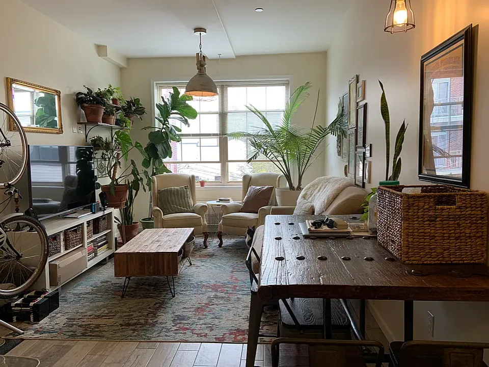 295 Stockholm St #3B