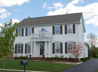 5182 Settlement Dr, New Albany, OH 43054