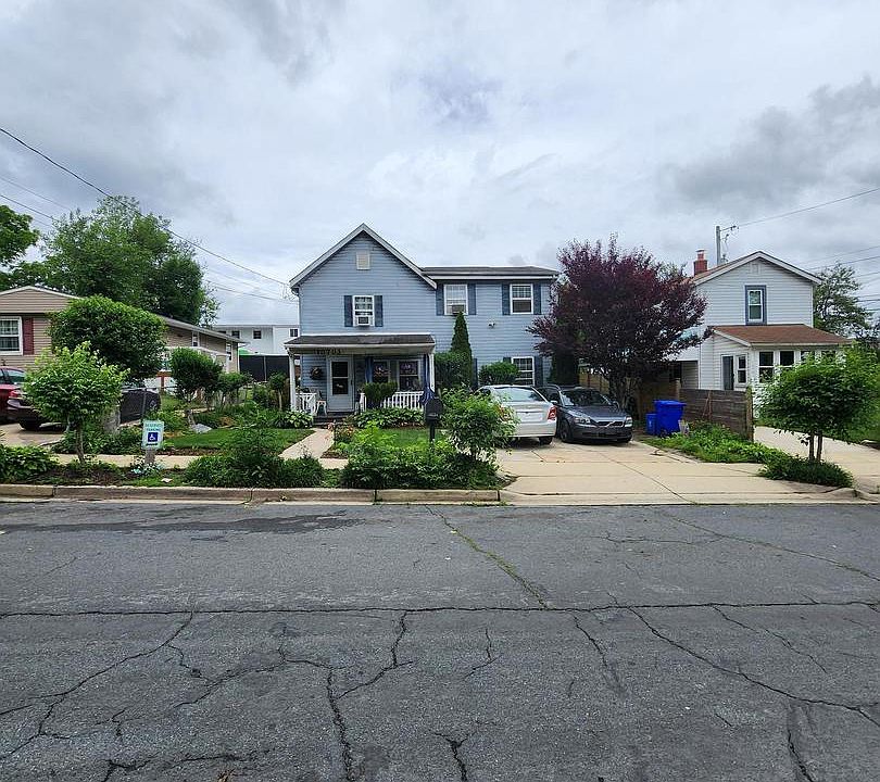1st image of 10703 Shaftsbury St