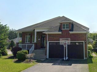 1 Masters Ln, Wasaga Beach, ON L9Z 1S9