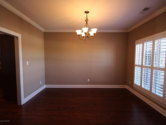 4th image of 2311 Beauvoir Dr