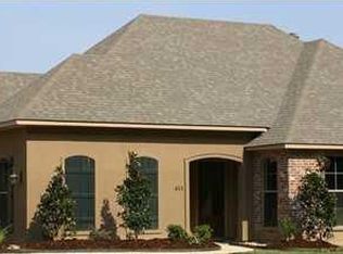 415 Copper Ridge Dr, Youngsville, LA 70592