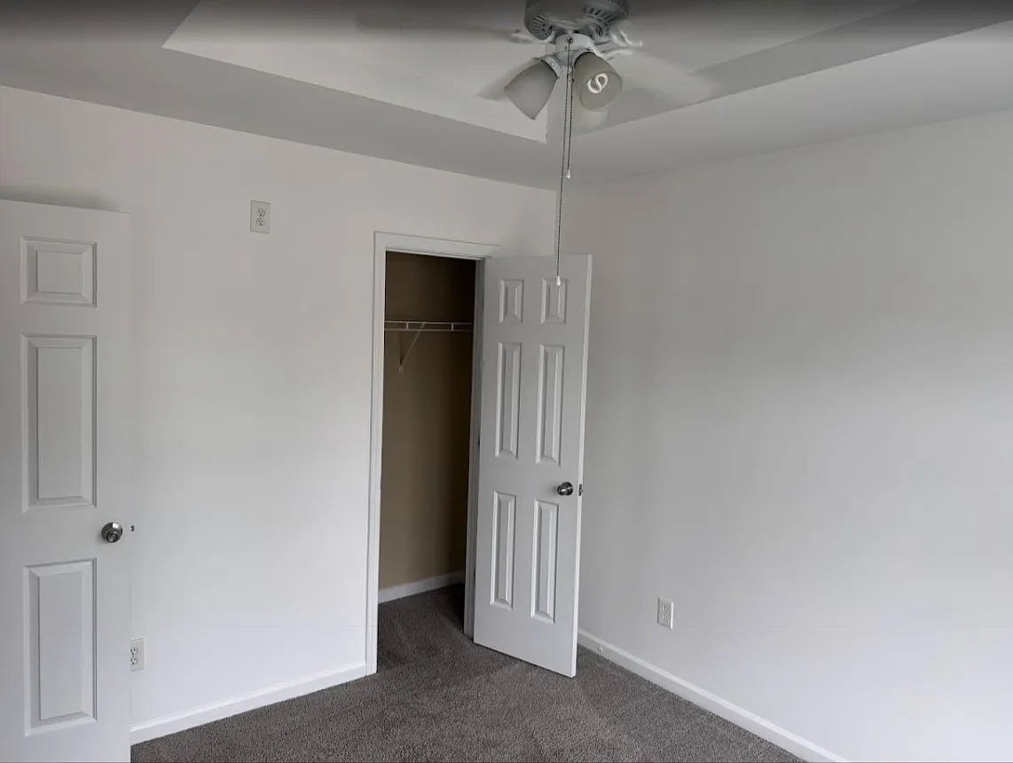 3 bed, 2.5 bath, 1404 sqft, $1,850 — Photo 2