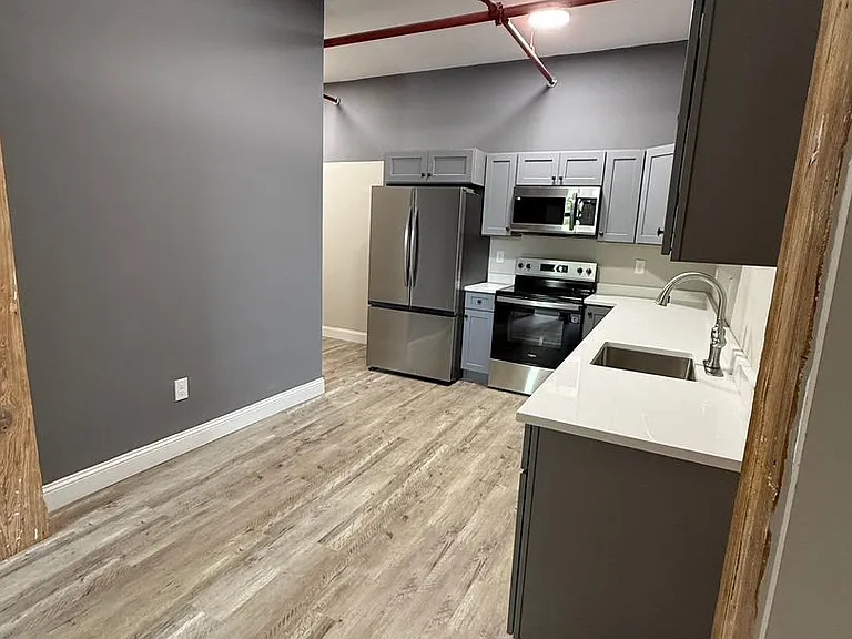 70 Webster St #202 — Photo 2