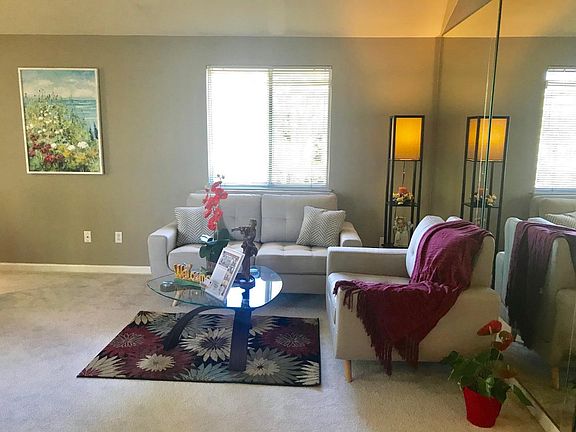 4th image of 1354 Tea Rose Cir