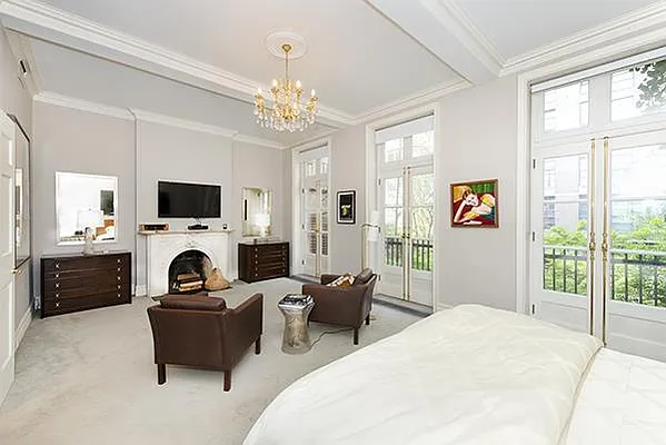 Rented by David Francis New York LLC | media 14