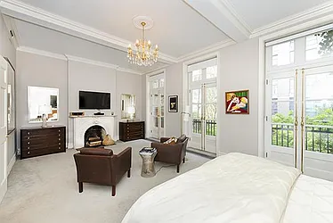 Rented by David Francis New York LLC