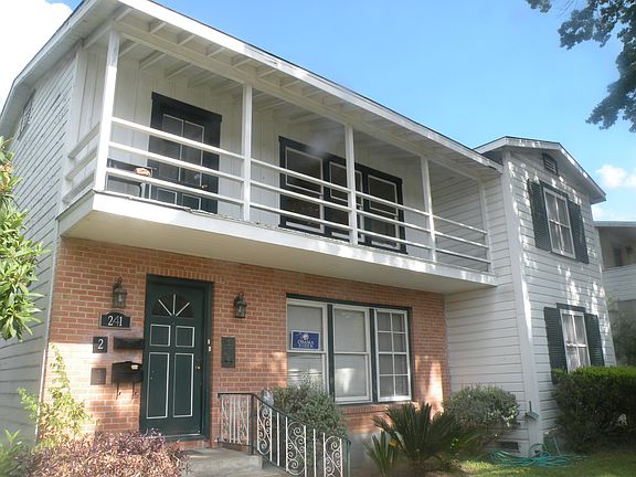 3rd image of 241 W Norwood Ct