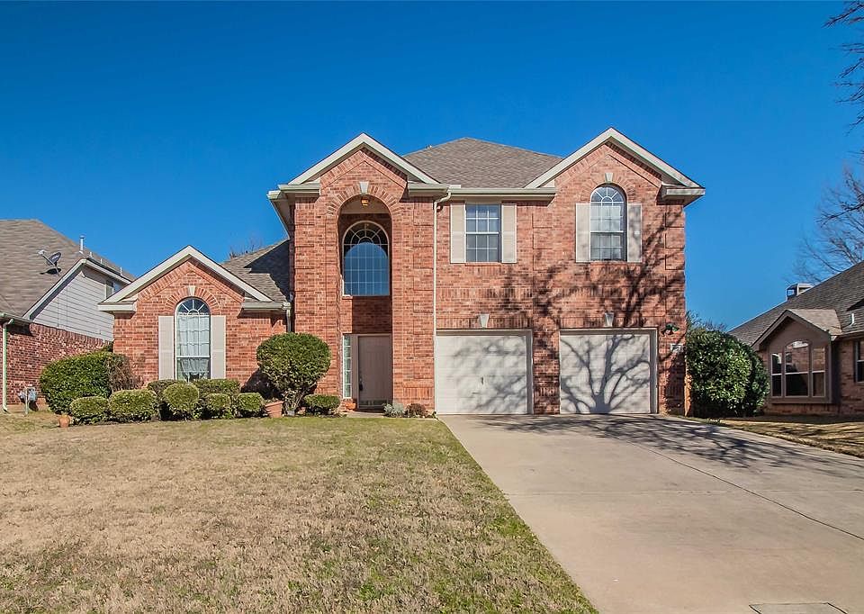 1st image of 3505 Villanova Dr