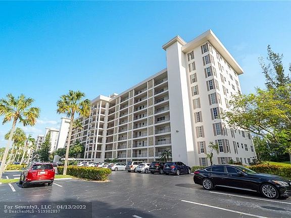 4th image of 3150 N Palm Aire Dr APT 908