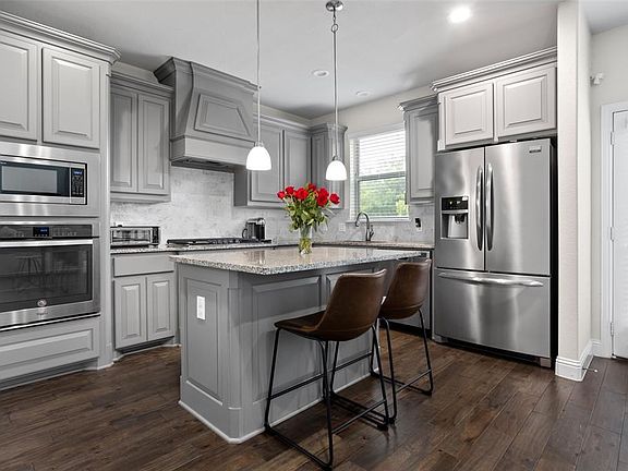 2nd image of 7108 Lost Star Ct