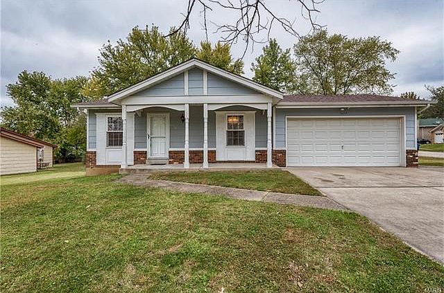 1st image of 12219 Country Wood Ct