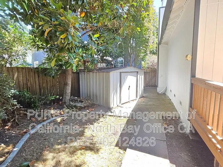 1310 Megan Pl — Photo 15