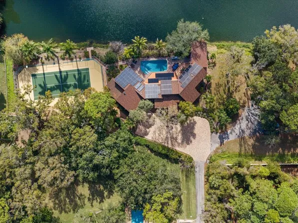 2402 Pine Hammock, Clearwater, FL 33764