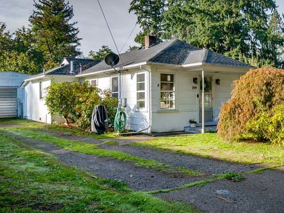 3rd image of 2519 E 18th St