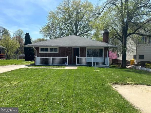7686 Briar Ln, Pasadena, MD 21122