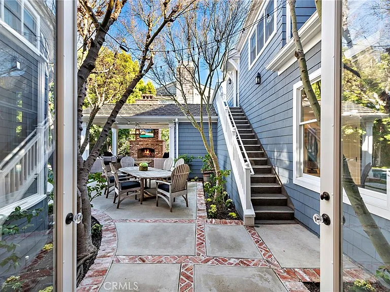 20 Cape Danbury — Photo 45