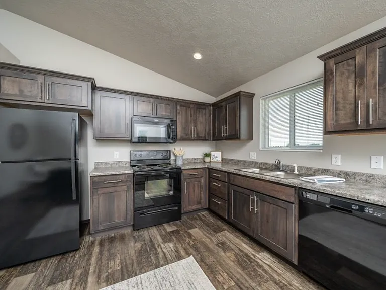 Granite Townhomes — Photo 10