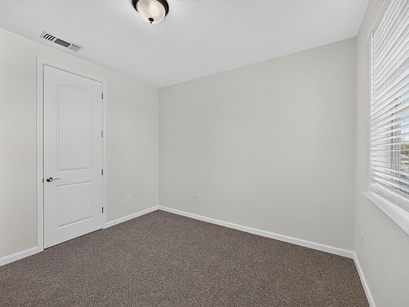 4th image of 2504 Memory Ln #301