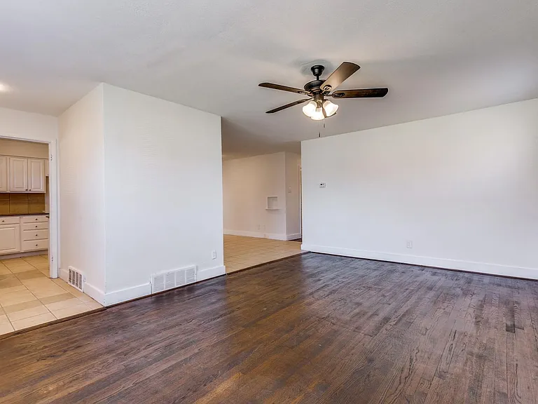 10728 Allegheny Dr — Photo 5