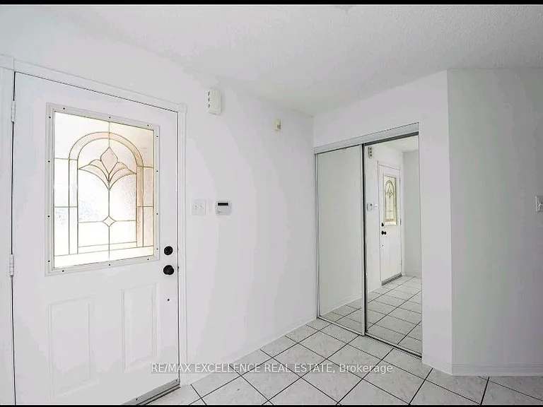 24 Hayloft Ct #UPPER — Photo 4