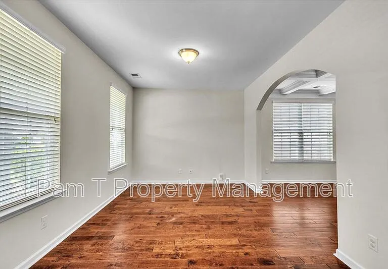 356 Casey Dr — Photo 8