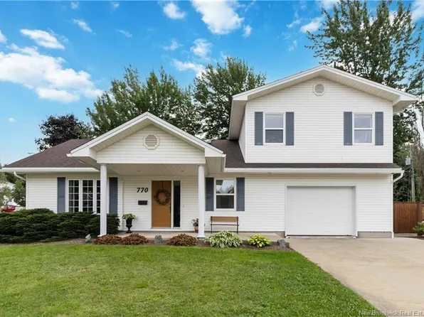 770 Frampton Ln, Moncton, NB E1G 1K4