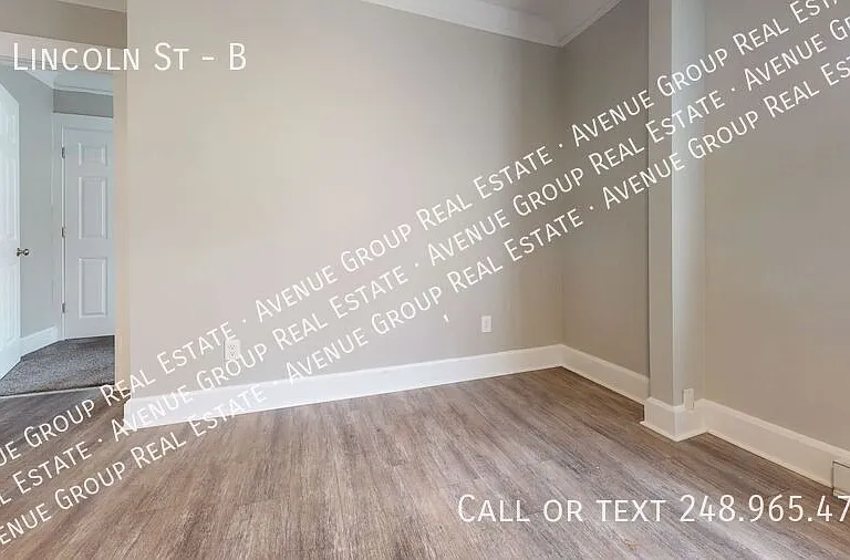 26 Lincoln St #B — Photo 3