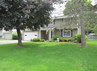 2786 Sun Ter, White Bear Lake, MN 55110