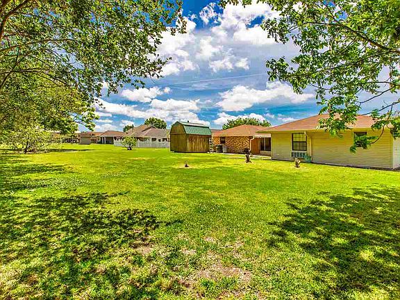 2nd image of 4021 Benton Dr