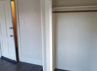 209 W 3rd St APT 6, Muscatine, IA 52761