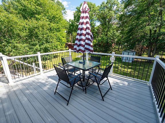 4th image of 14420 Cottage Grove Dr
