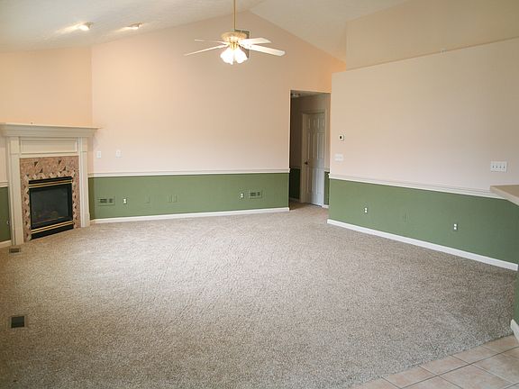 2nd image of 2504 Worthington Dr