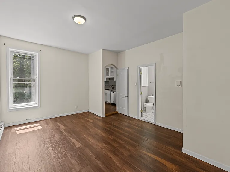 598 Eastern Pkwy #2A — Photo 2