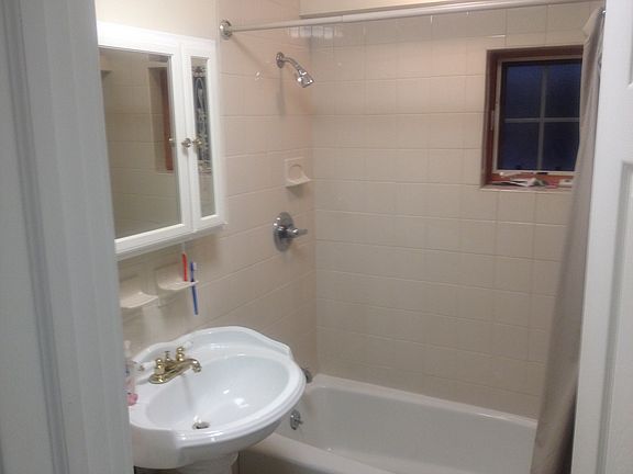 5th image of 621 Valley Ave Floor 3